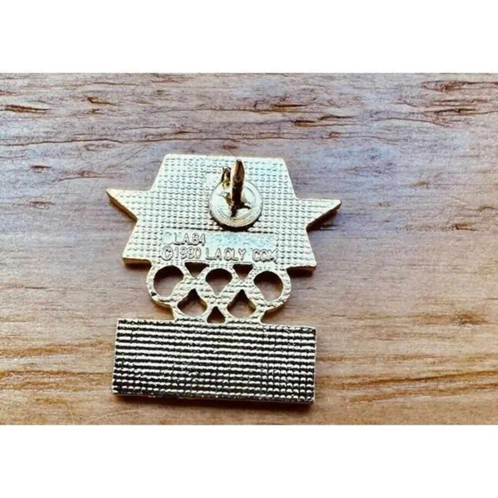Vintage Times Mirror Team USA Olympics 1984 Lapel Pin Red White‎ & Blue 3/4